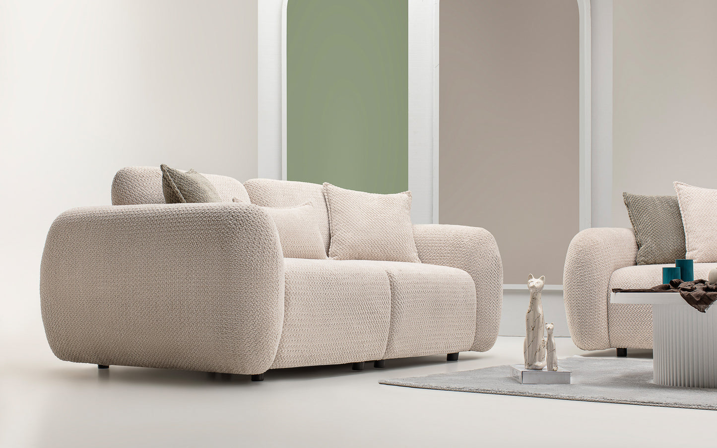 Cassa Sofa Set: Luxurious Fabric with Bed & Recliner Functionality