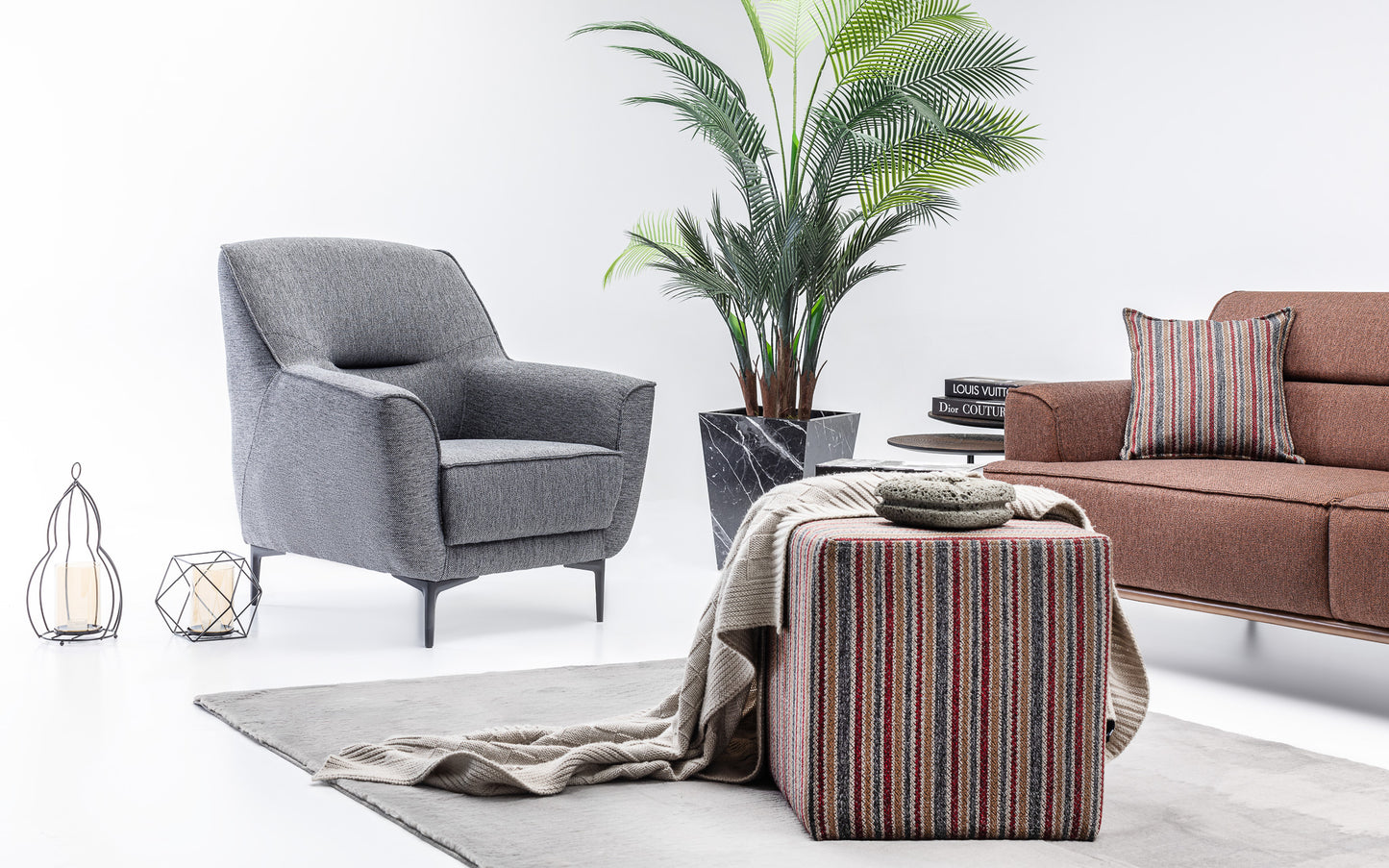 Letto Sofa Set: Minimalist Design with Timeless Comfort